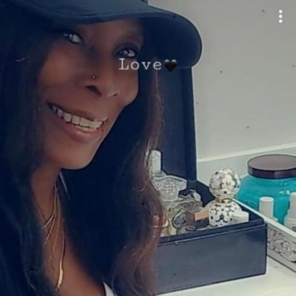 Meet your Posher, Javanda - Picture 2 of 2